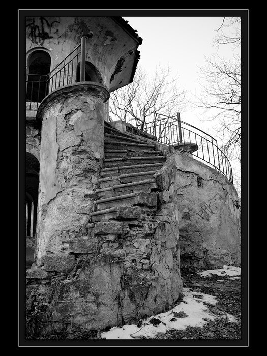 Čínský pavilonek 14
Keywords: Cibulka