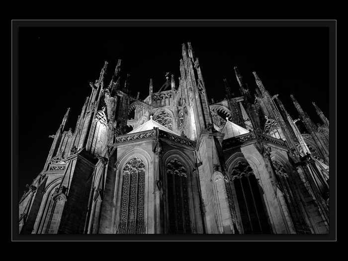 Moudrost vzdorující otupělosti,
Keywords: katedrála;galaktická transformace 2012;vzestup;hvězdné vědomí