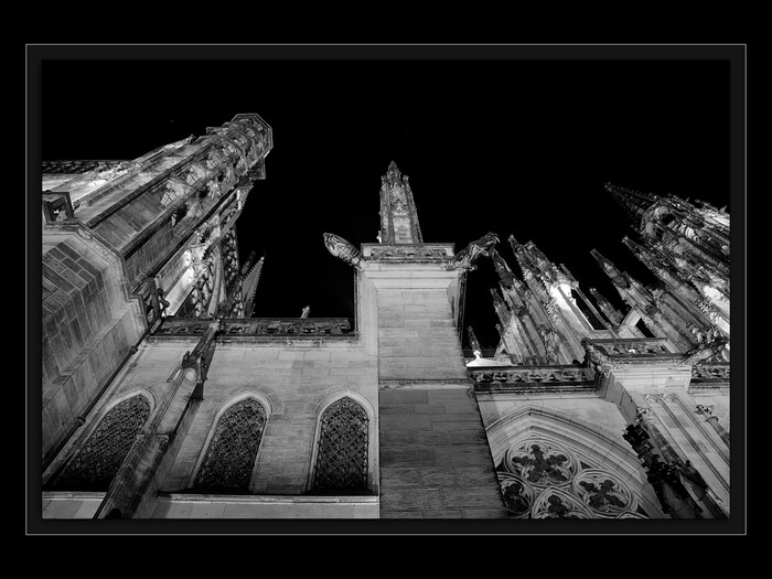 Galaktické analogie
Keywords: katedrála;galaktická transformace 2012;vzestup;hvězdné vědomí