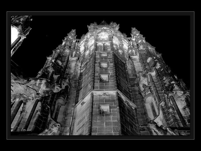 je snadné myslet na věci,
Keywords: katedrála;galaktická transformace 2012;vzestup;hvězdné vědomí